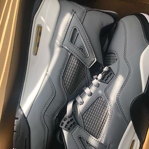 Jordan 4 cool grey